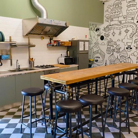 The Yard Hostel Catania Ngoại thất bức ảnh