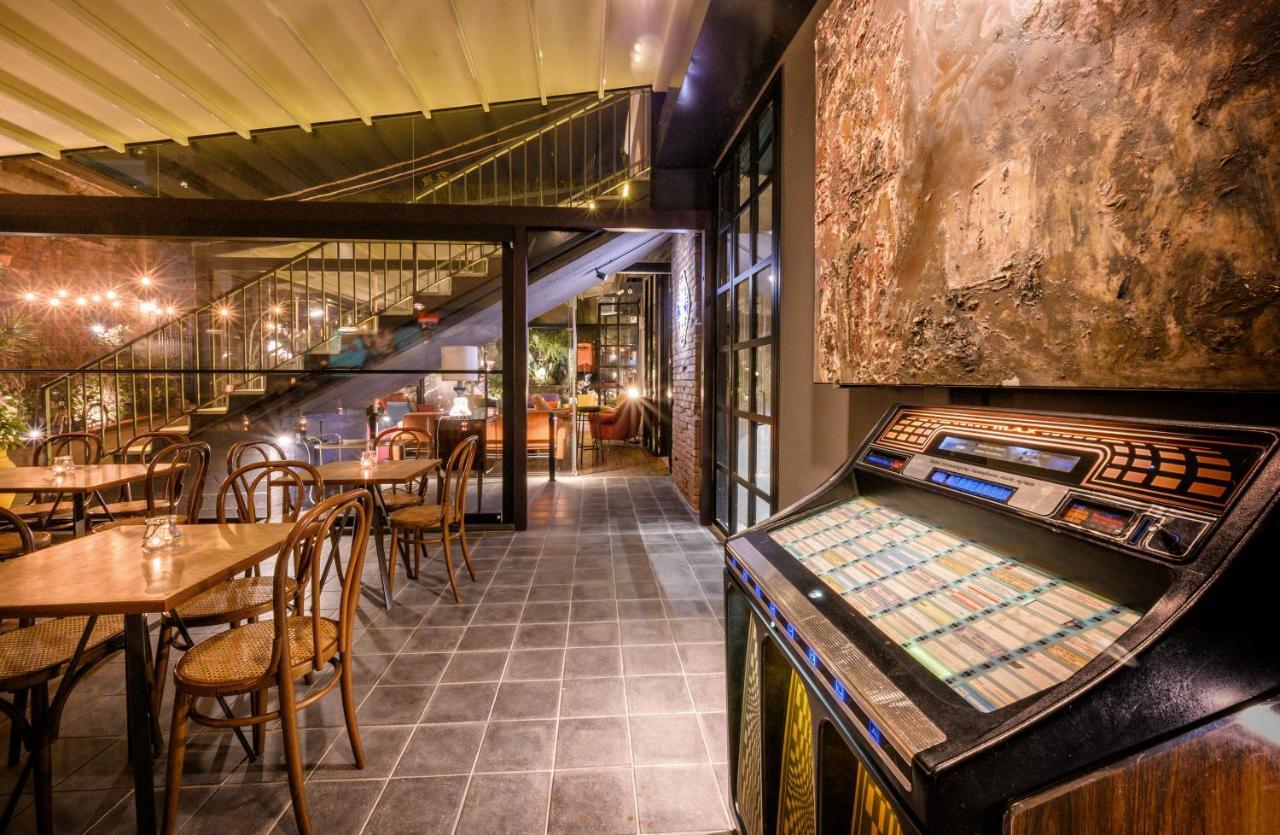 The Yard Hostel Catania Ngoại thất bức ảnh