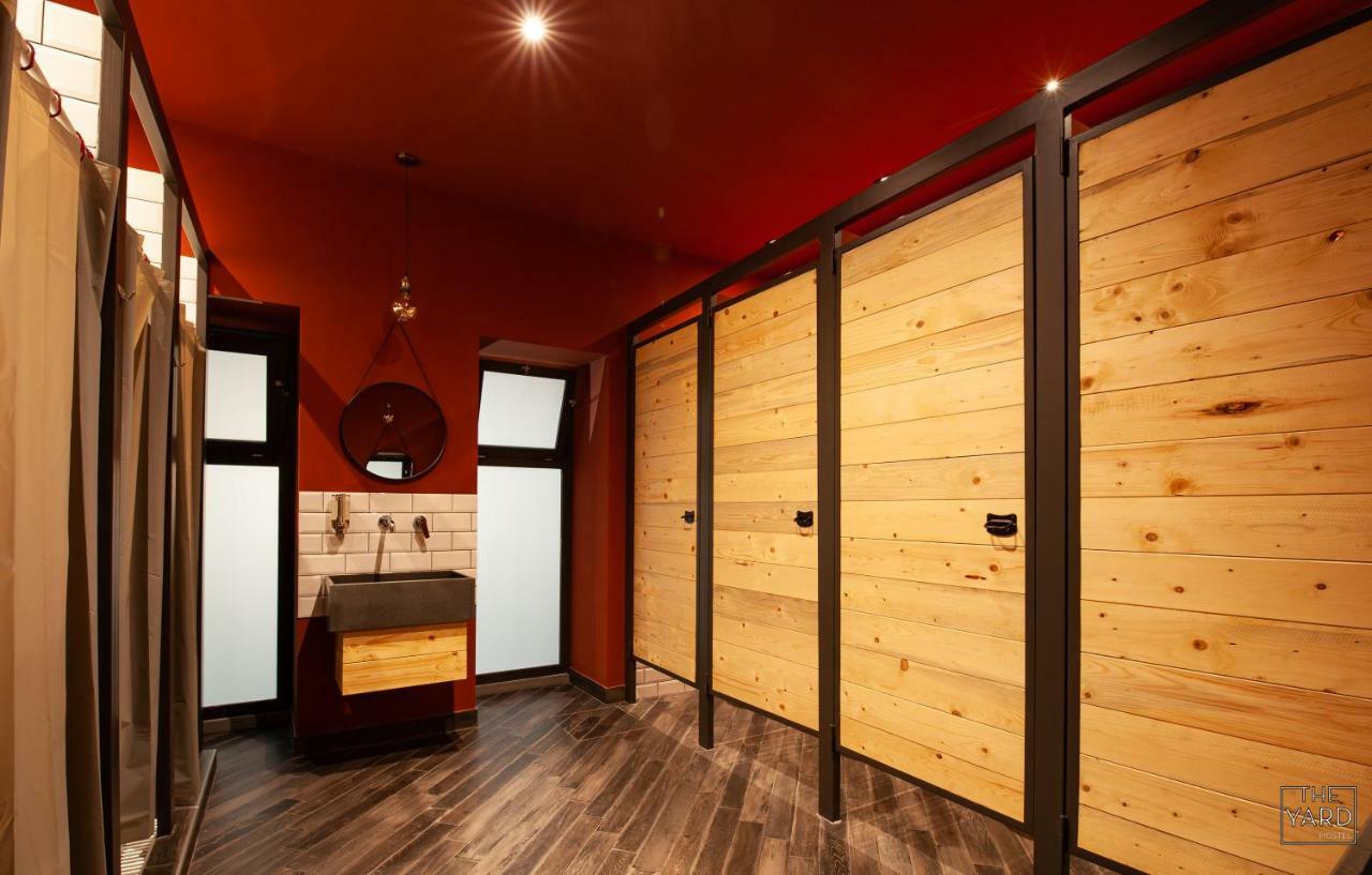 The Yard Hostel Catania Ngoại thất bức ảnh
