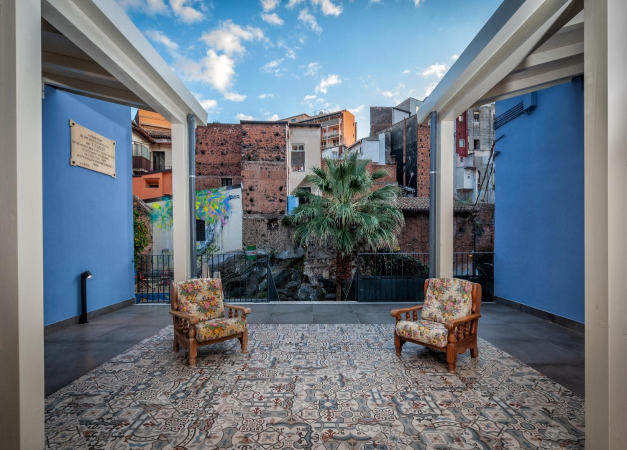 The Yard Hostel Catania Ngoại thất bức ảnh